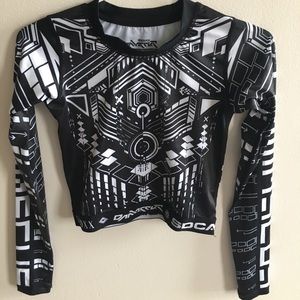 Damascus Apparel small Mantis crop longsleeve